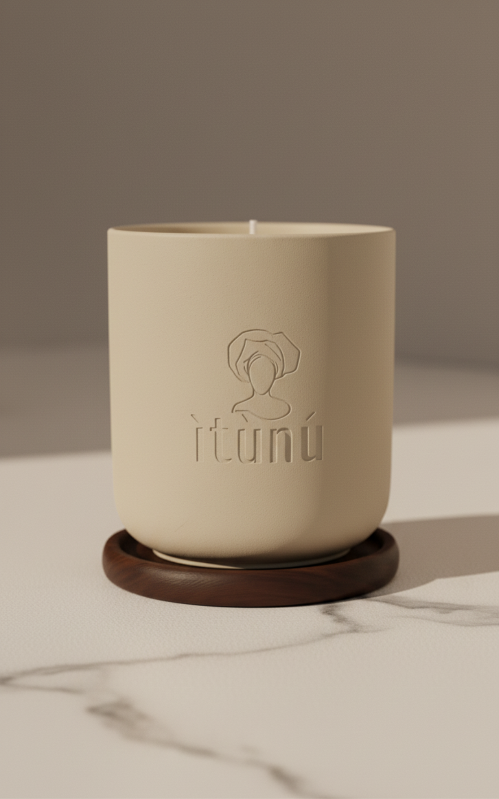 Ìtọ́jú Lemon + Strawberry Candle